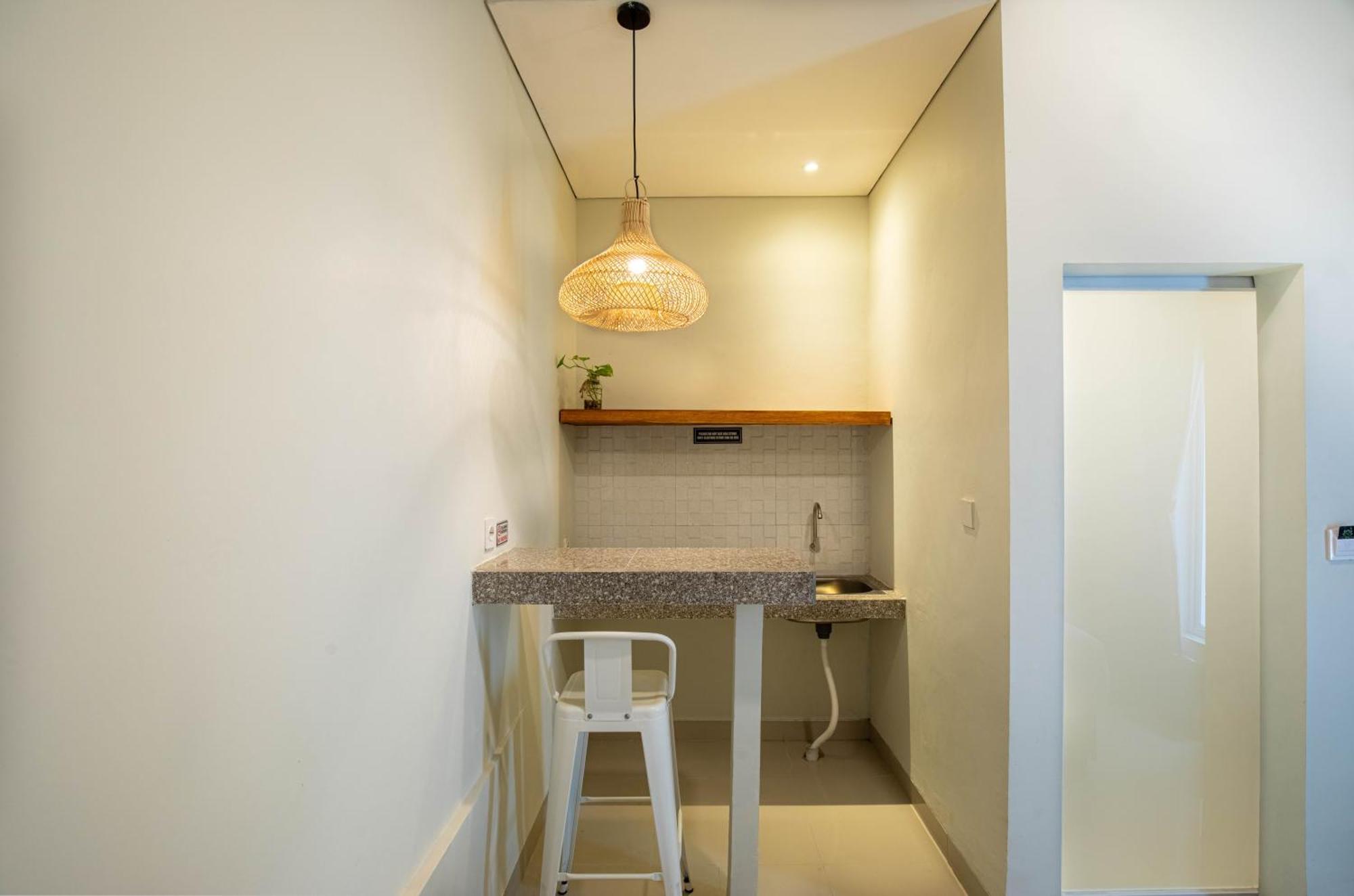 Baliem Coliving Aparthotel Jimbaran Exteriör bild